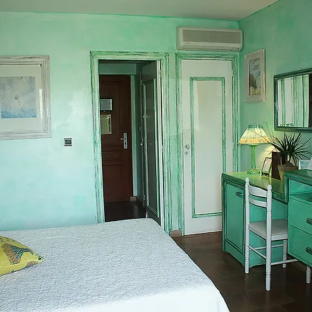 Hotel Athenopolis Grimaud