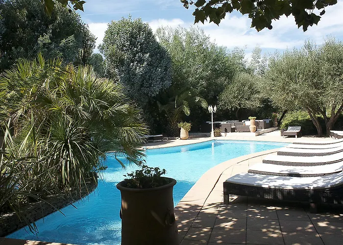 Athenopolis Hotell Grimaud