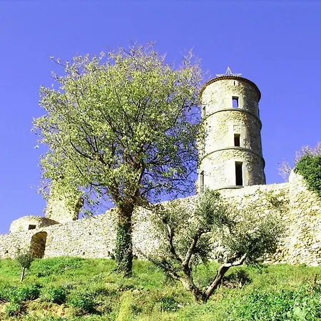 Athenopolis מלון 3*