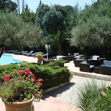 Athenopolis فندق