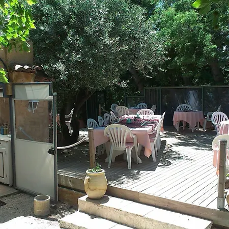 Athenopolis 3*