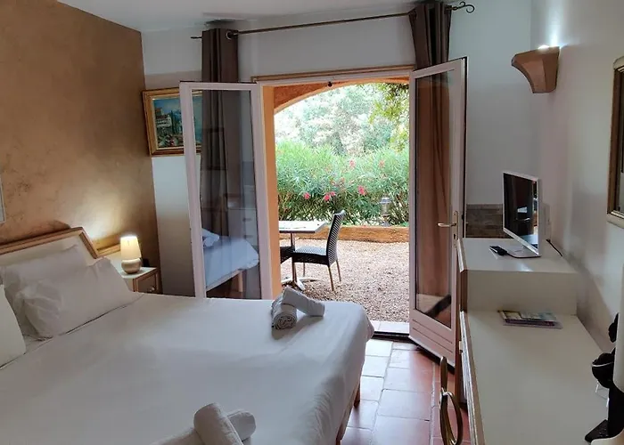 Athenopolis Hotel Grimaud