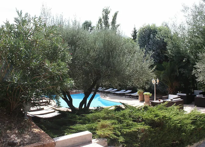 Athenopolis Hotel