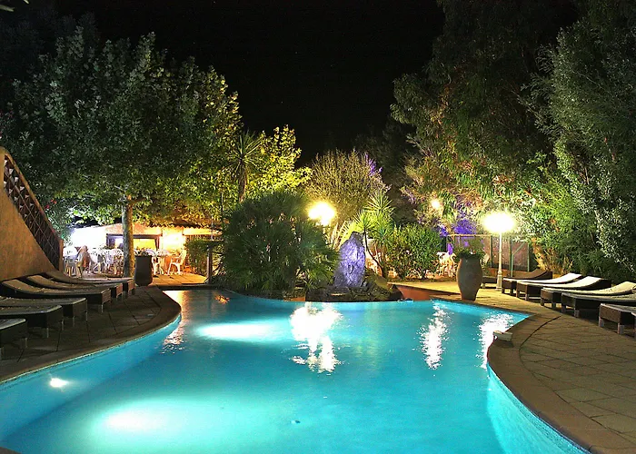 Hotel Athenopolis Grimaud
